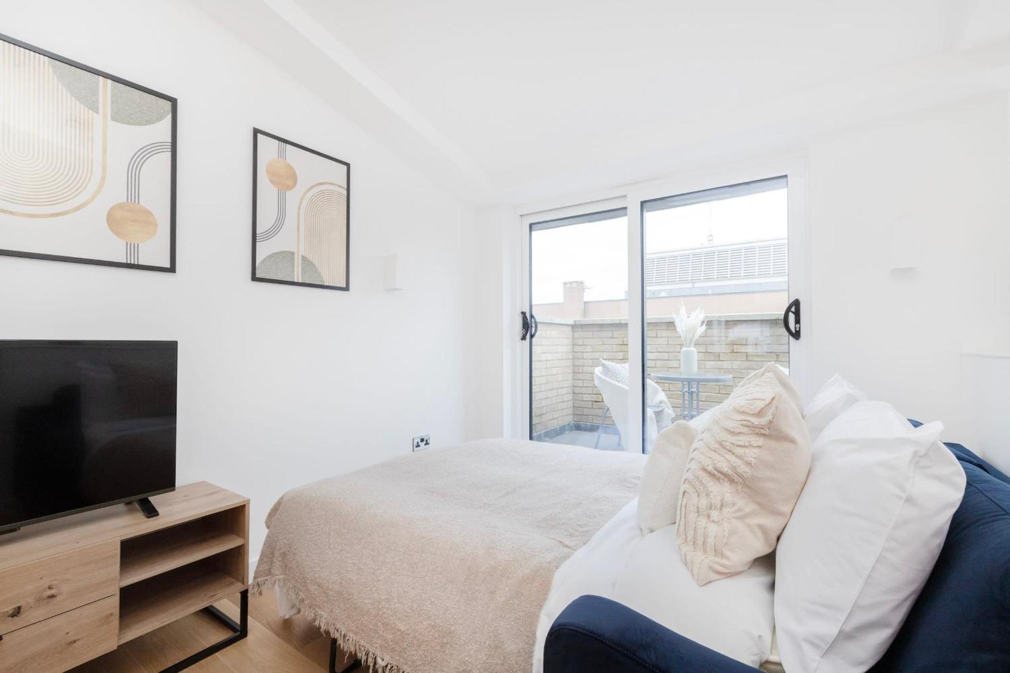 Fitzrovia & Soho - 2Br With Balcony - Cityapartmentstay London Eksteriør bilde